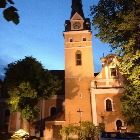 Pod Stráží 3* Lhenice