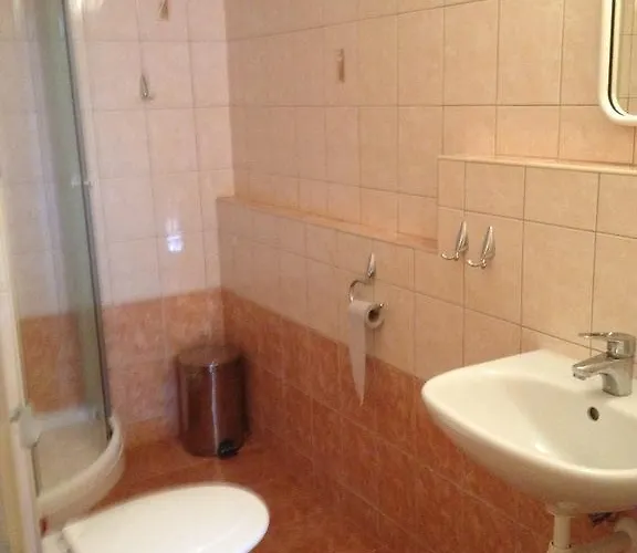 Pod Strazi Hotel